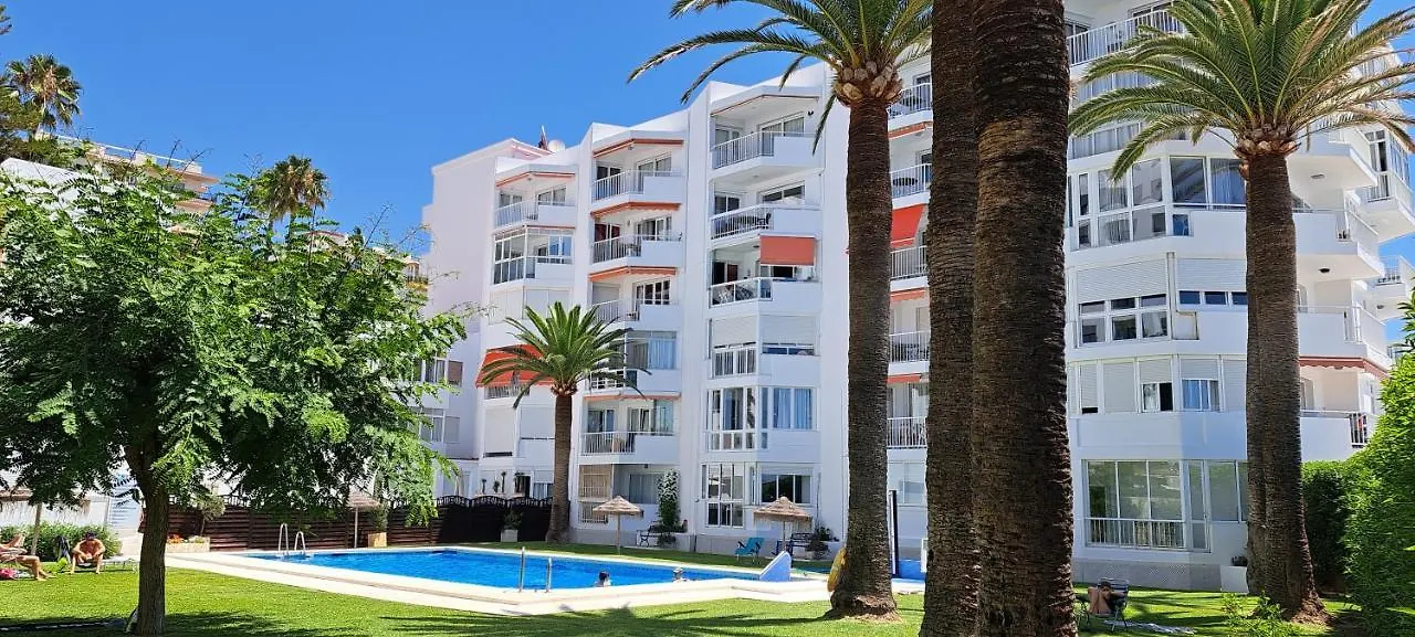 Torresol Sea View Apartment Nerja 0*,